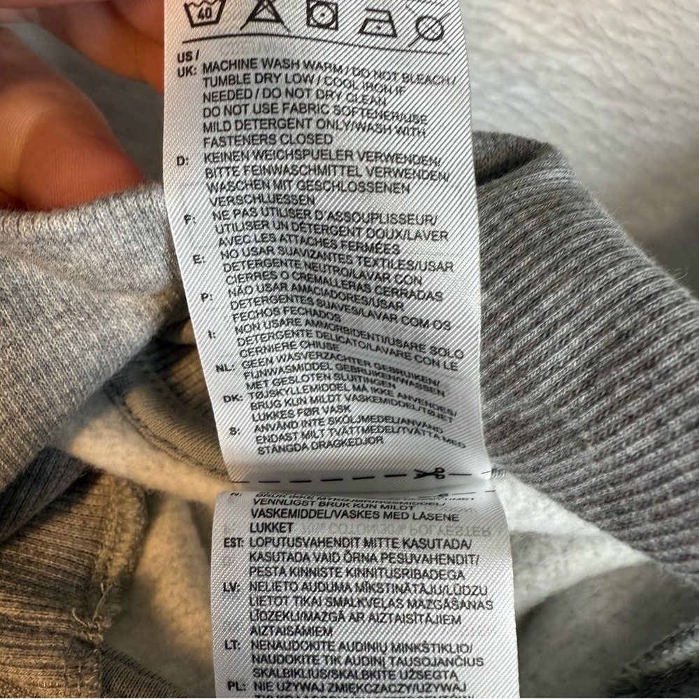adidas Sweater Women’s 2XL Gray Essentials Comfort Elongated 1/4 Zip GD2590 - Picture 8 of 10
